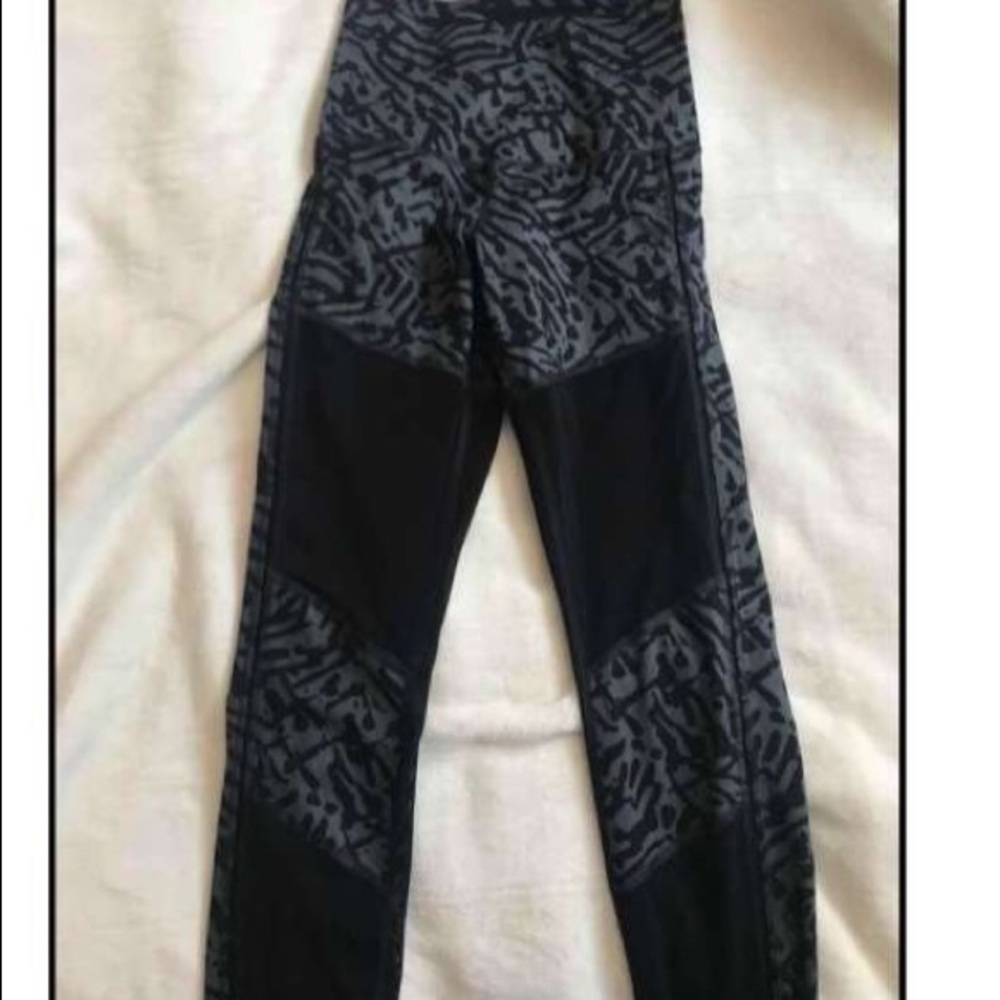 hot to street lululemon tights - Picture 4 of 4